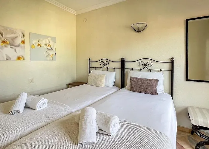 Oleholidays 132 Romana Playa Vista Al Mar Apartament Marbella